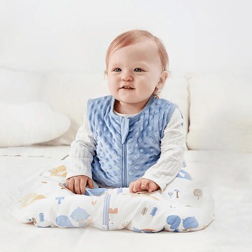 gigoteuse-bebe-nuit-de-velours-bebe-souriant