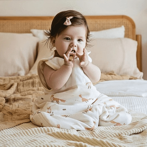 gigoteuse-bebe-sans-manches-douce-foret-legere