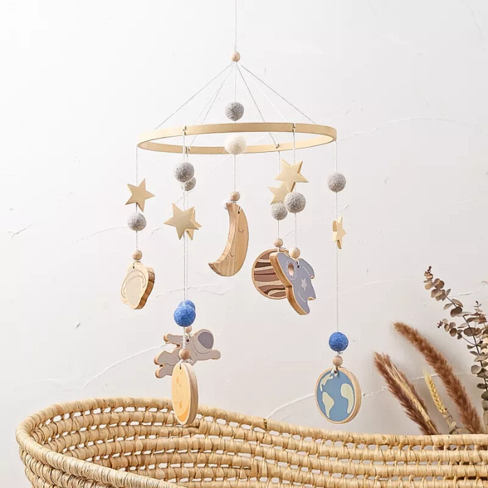 mobile-bebe-galaxy-berceau