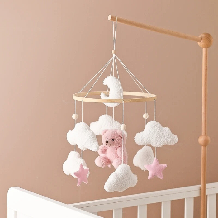 mobile-bebe-ours-rose-chambre-bebe