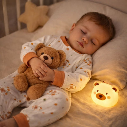 bebe-endormi-sereinement-habille-en-barboteuse-bebe-coton-mixte