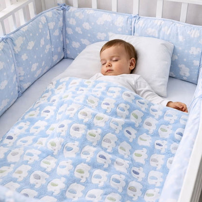 bebe-garcon-endormi-couvert-de-couverture-bebe-en-polaire-elephant-bleue