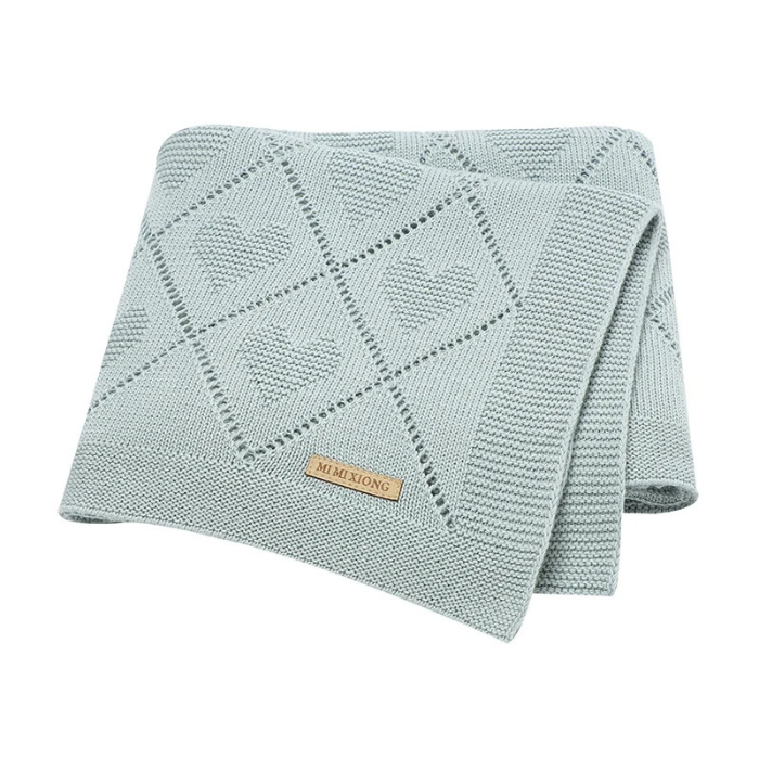 couverture-bebe-tricotee-bleue