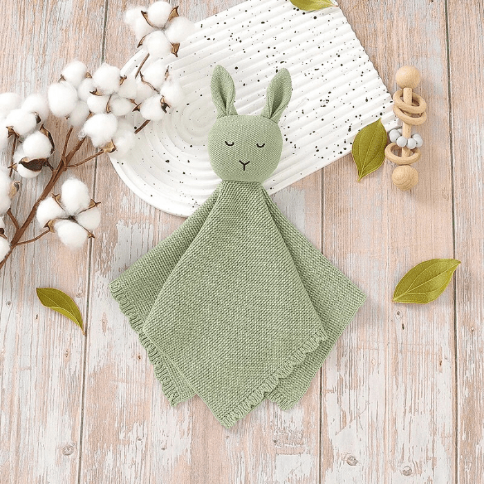 doudou-bebe-lapin-tricot