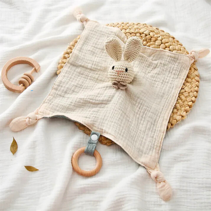 doudou bebe en crochet lapin a plat