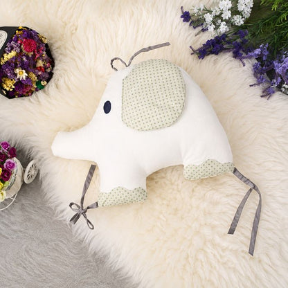éléphant crème avec oreille vert claire de tour de lit bébé éléphant coton naturel avec attaches