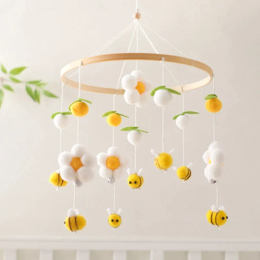mobile-bebe-abeille-jaune