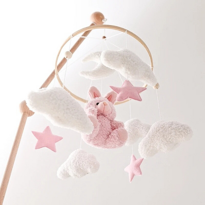 mobile-bebe-lapin-rose-design-mignon