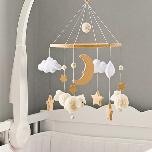 mobile-bebe-mouton-blanc-enchanteur
