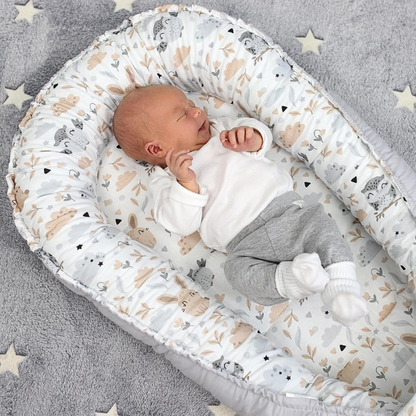 reducteur-de-lit-bebe-chouette-lapin-bebe-en-securite
