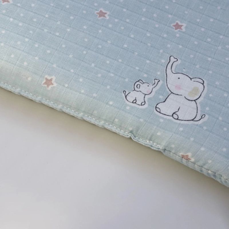 tour-de-lit-bebe-elephant-bleu-motifs-elephant